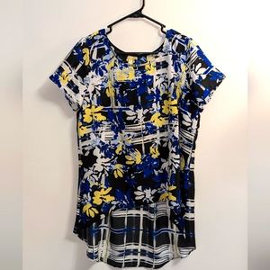 Floral flowy high low shirt